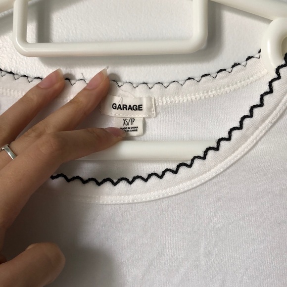 Garage White Tee - Picture 3 of 4